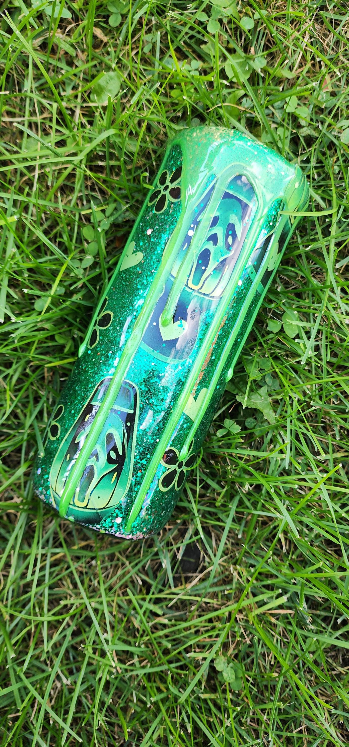 Green Glitter Ghost Face Tumbler: Spooky Drip Lava Lamp Cup - Thumbnail 3