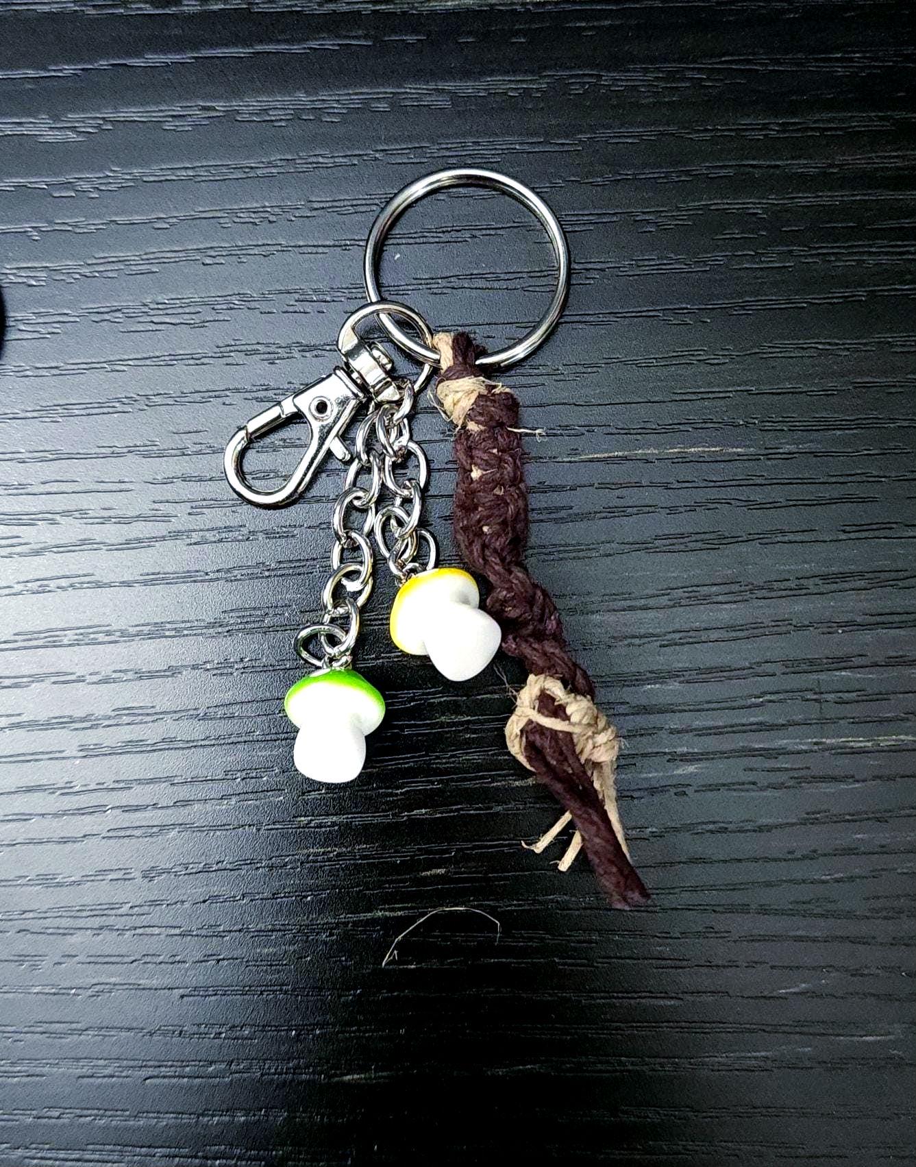 Mini Hemp Keychain with Acrylic Mushroom Charm - Boho Key Ring, Eco-Friendly Gift, Handmade Accessory, Nature-Inspired Jewelry - Thumbnail 7