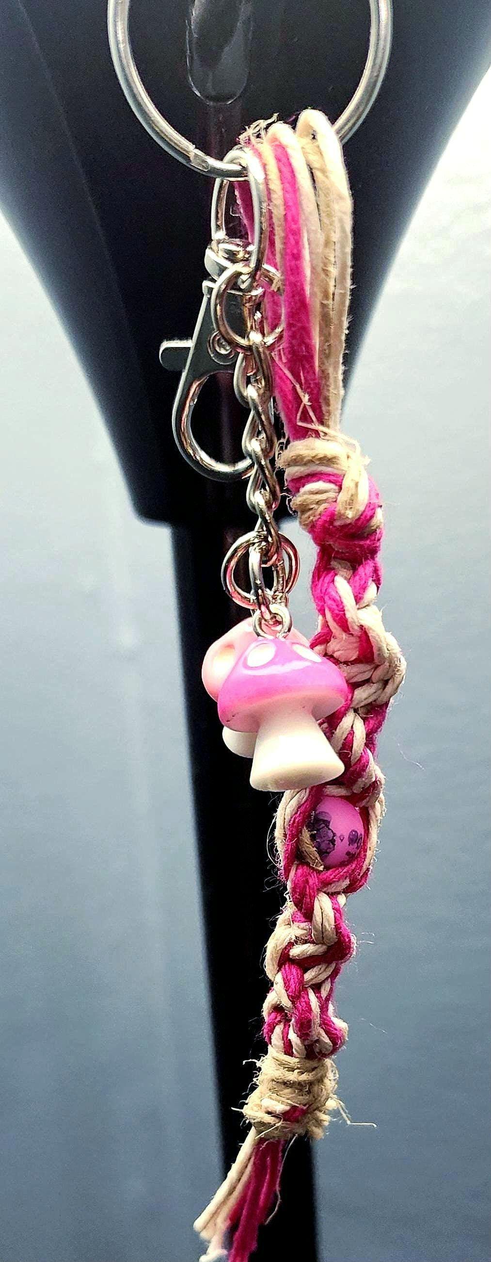 Handmade Hemp Keychain with Mushroom & Glass Beads - Thumbnail 3
