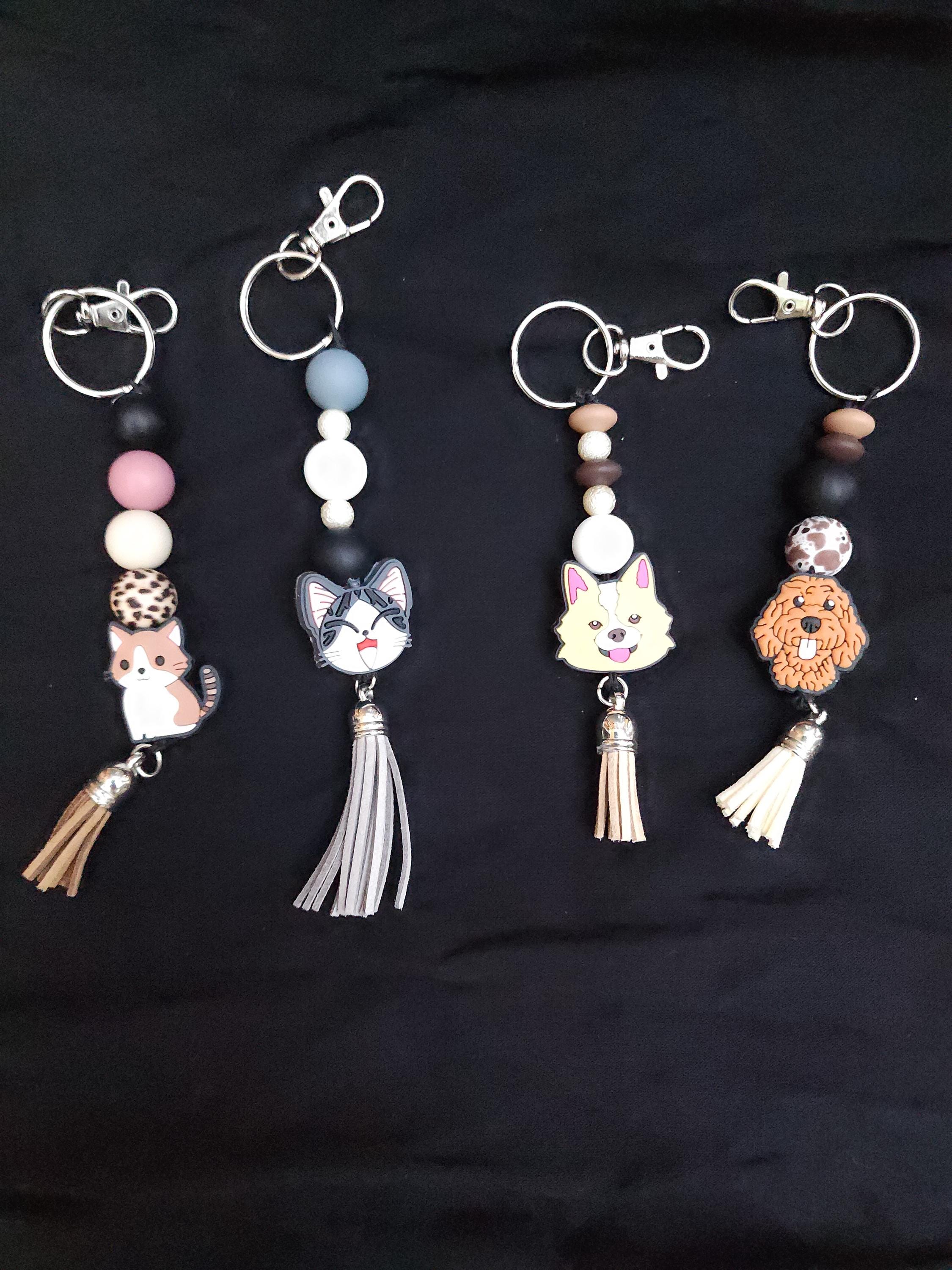 Adorable Cat and Dog Beaded Keychain – Cute Animal Charm, Pet Lover Gift, Whimsical Accessory for Bags, Backpacks, or Keys - Thumbnail 7