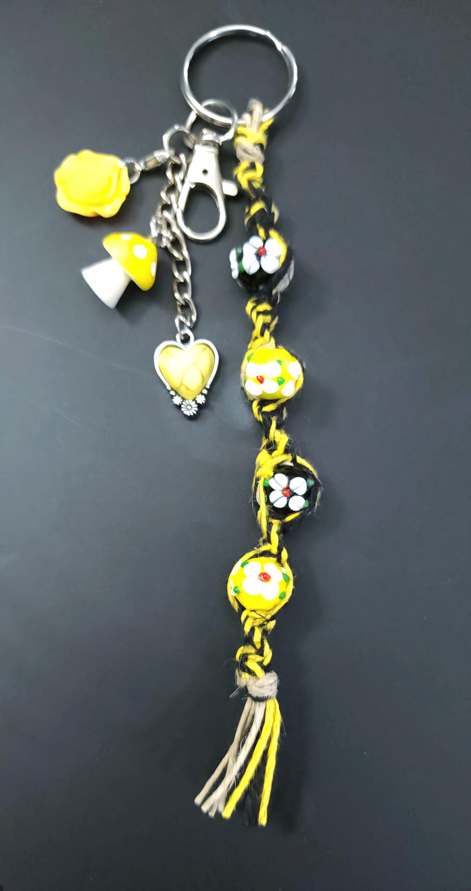 Handmade Hemp Keychain: Yellow Flower Beads and Mushroom - Thumbnail 3