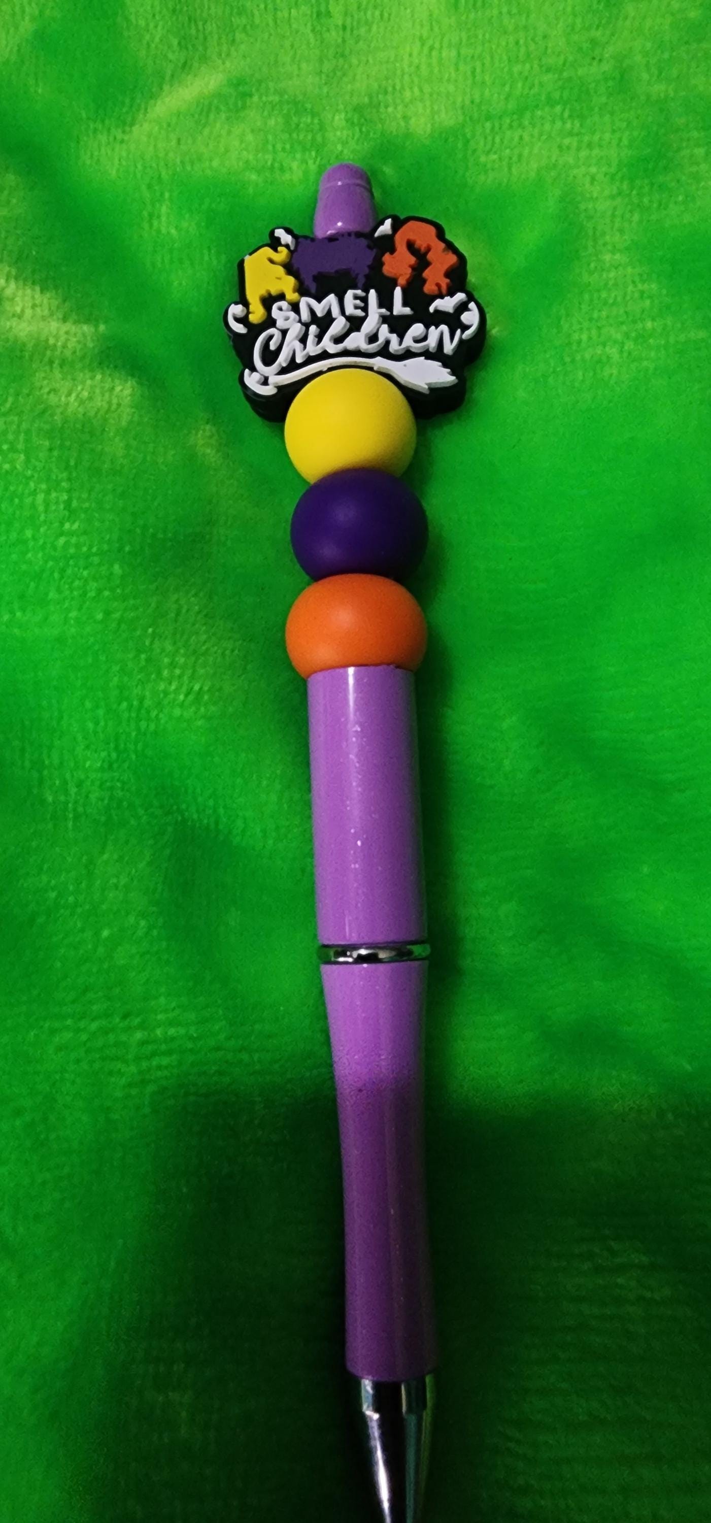 Hocus Pocus Inspired Beaded Pen: Witchy Halloween Writing Accessory - Thumbnail 6