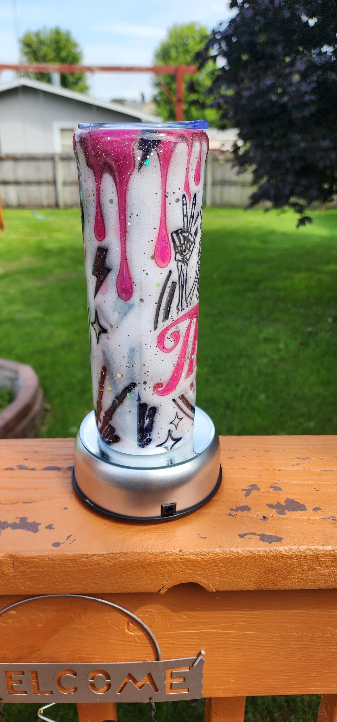 Skull Epoxy Tumbler: Pink & White Glitter 20oz Stainless Steel Cup - Thumbnail 5
