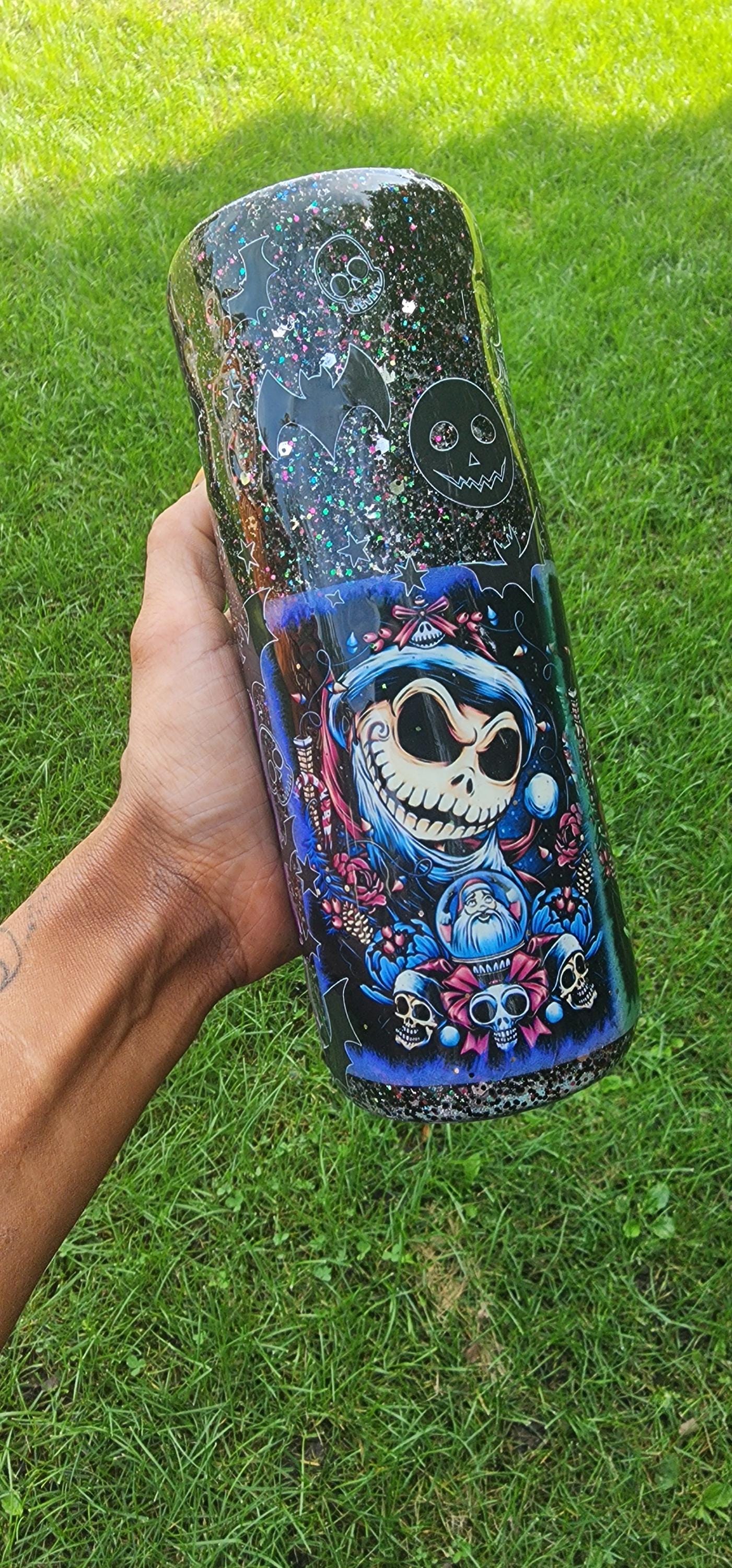 Nightmare Before Christmas Tumbler: Black Glitter Jack & Sally Epoxy Cup - Thumbnail 5