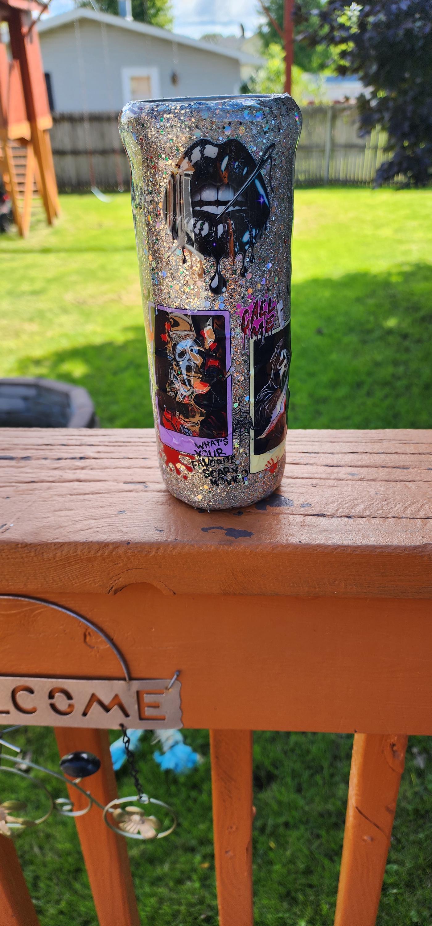 Scream-Inspired Ghost Face Epoxy Tumbler | Glitter Horror Cup for Spooky Vibes - Thumbnail 7