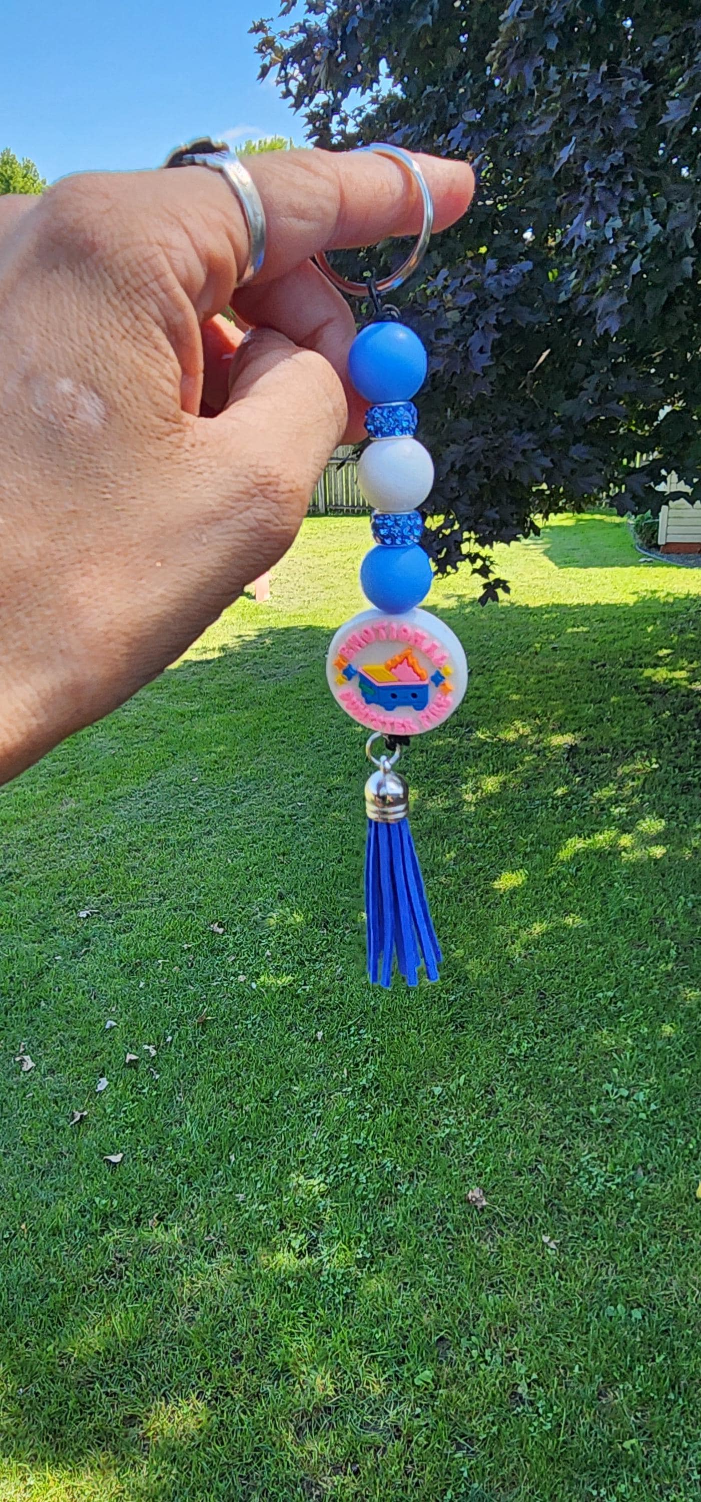 Emotional Dumpster Fire Beaded Keychain: Sarcastic Handmade Accessory - Thumbnail 4