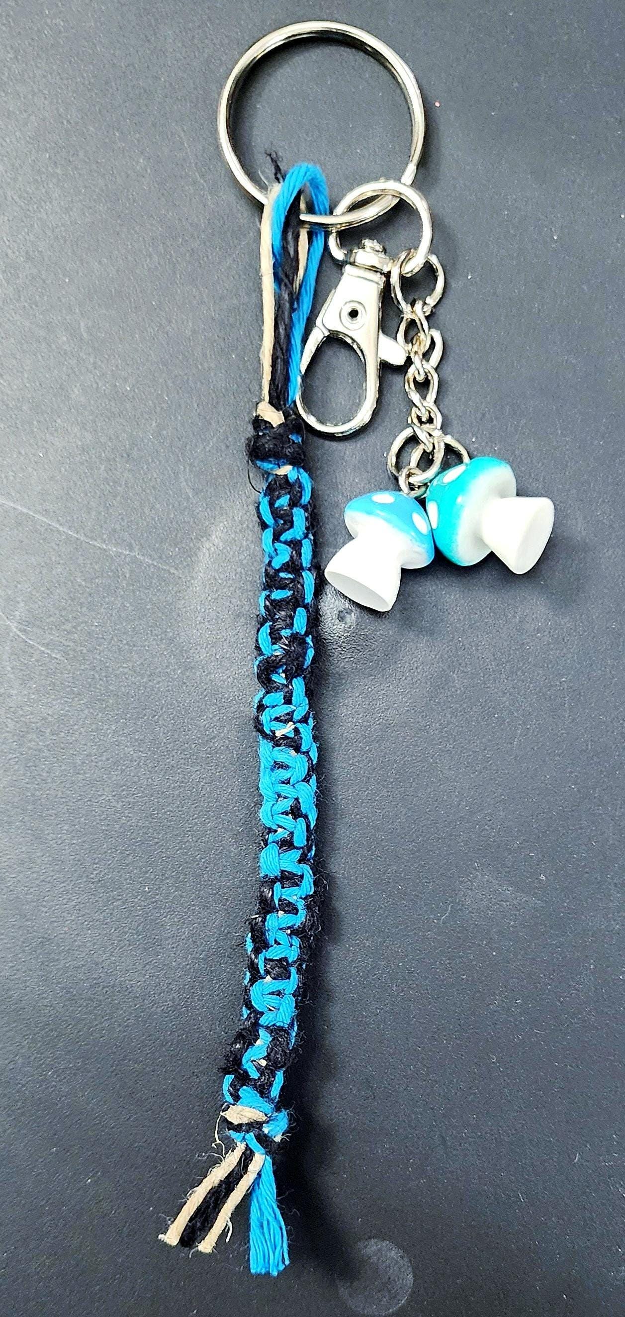 Handmade Hemp Keychain with Mushroom & Glass Beads - Thumbnail 4