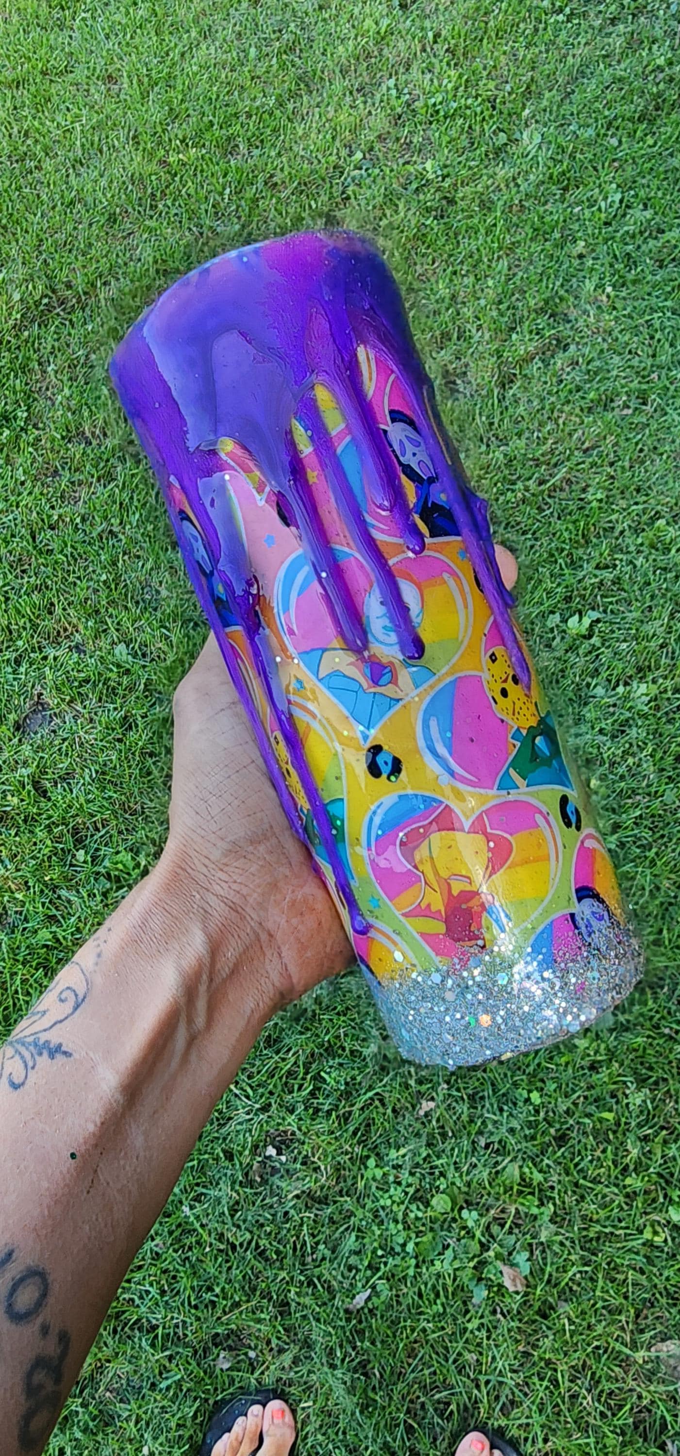Spooky Season Skull Tumbler: Glittery Halloween Epoxy Cup - Thumbnail 7