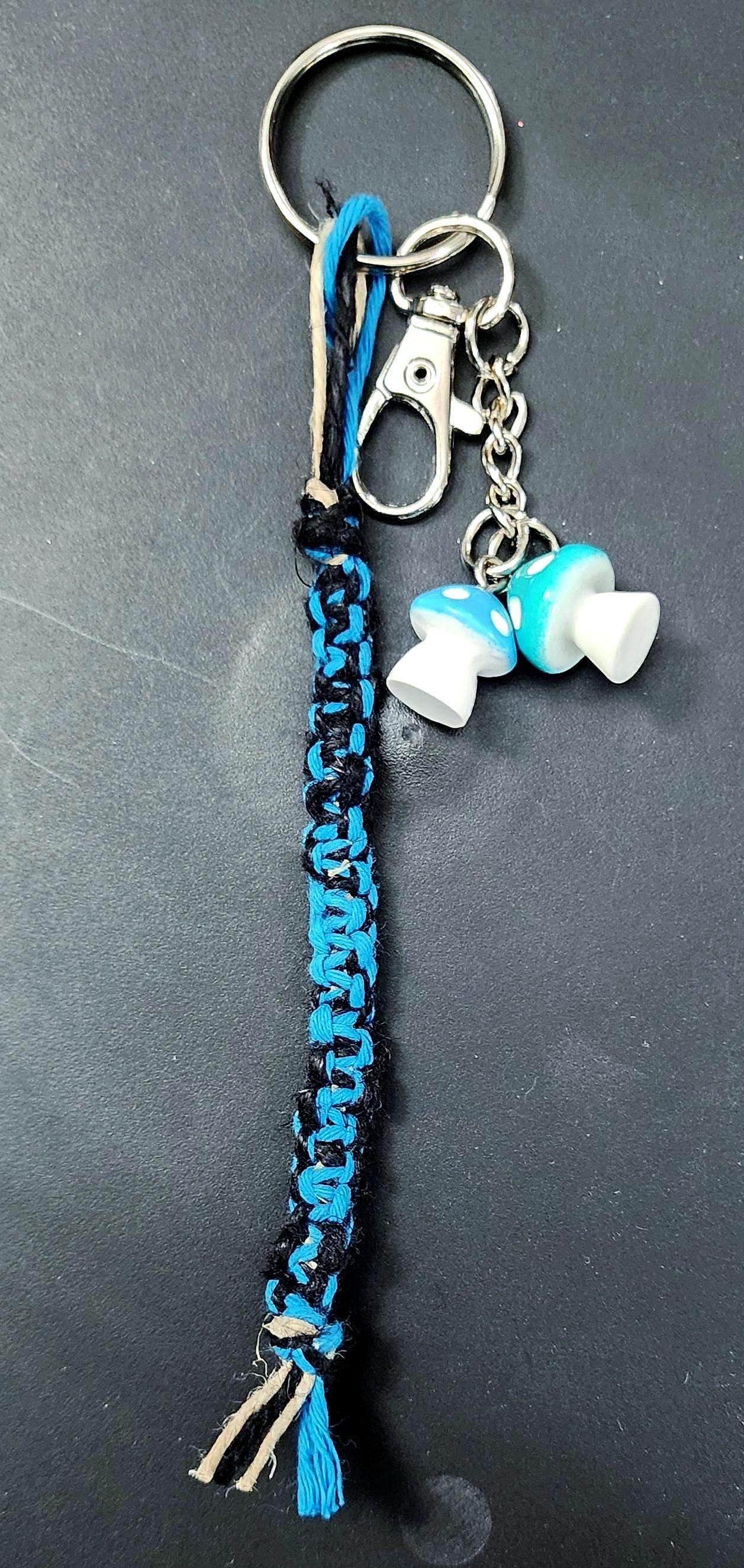 Handmade Hemp Keychain with Mushroom & Glass Beads - Thumbnail 6