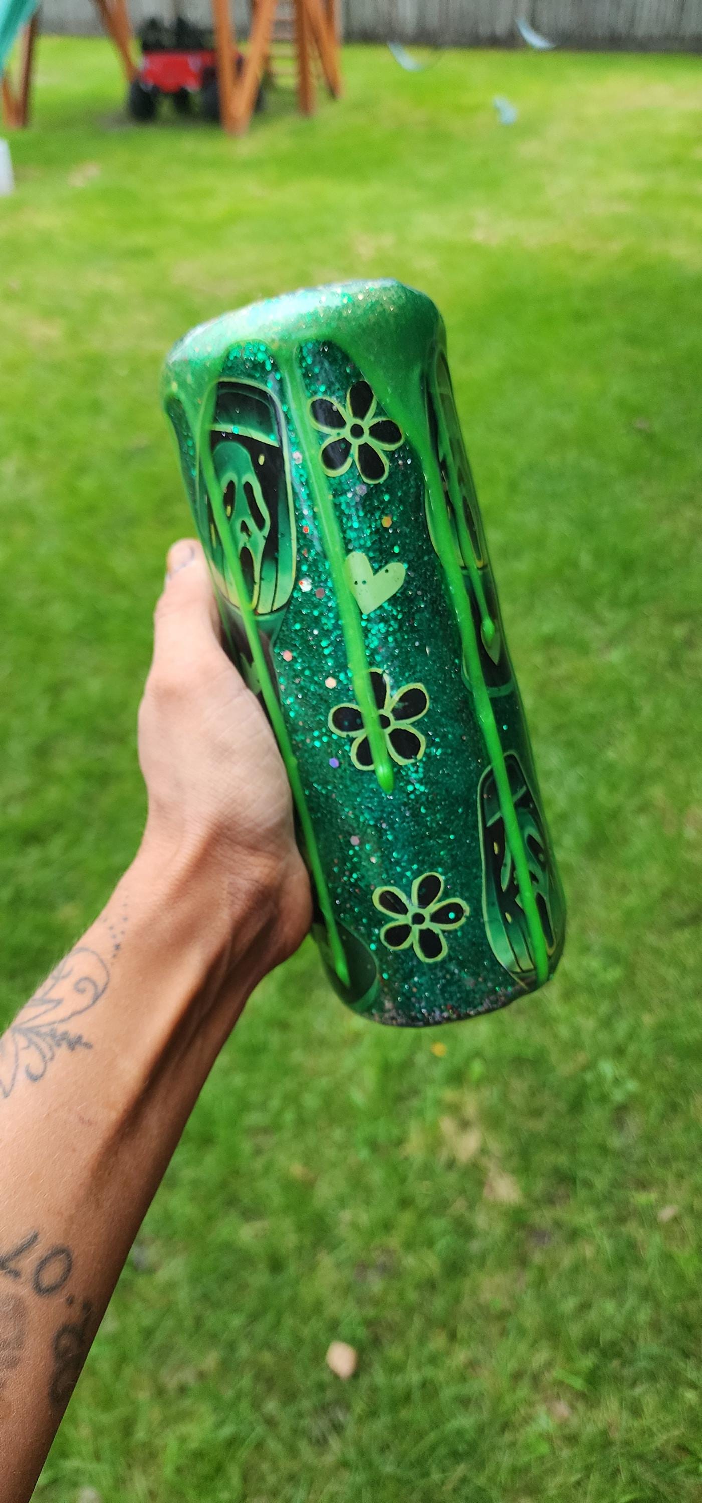 Green Glitter Ghost Face Tumbler: Spooky Drip Lava Lamp Cup - Thumbnail 6