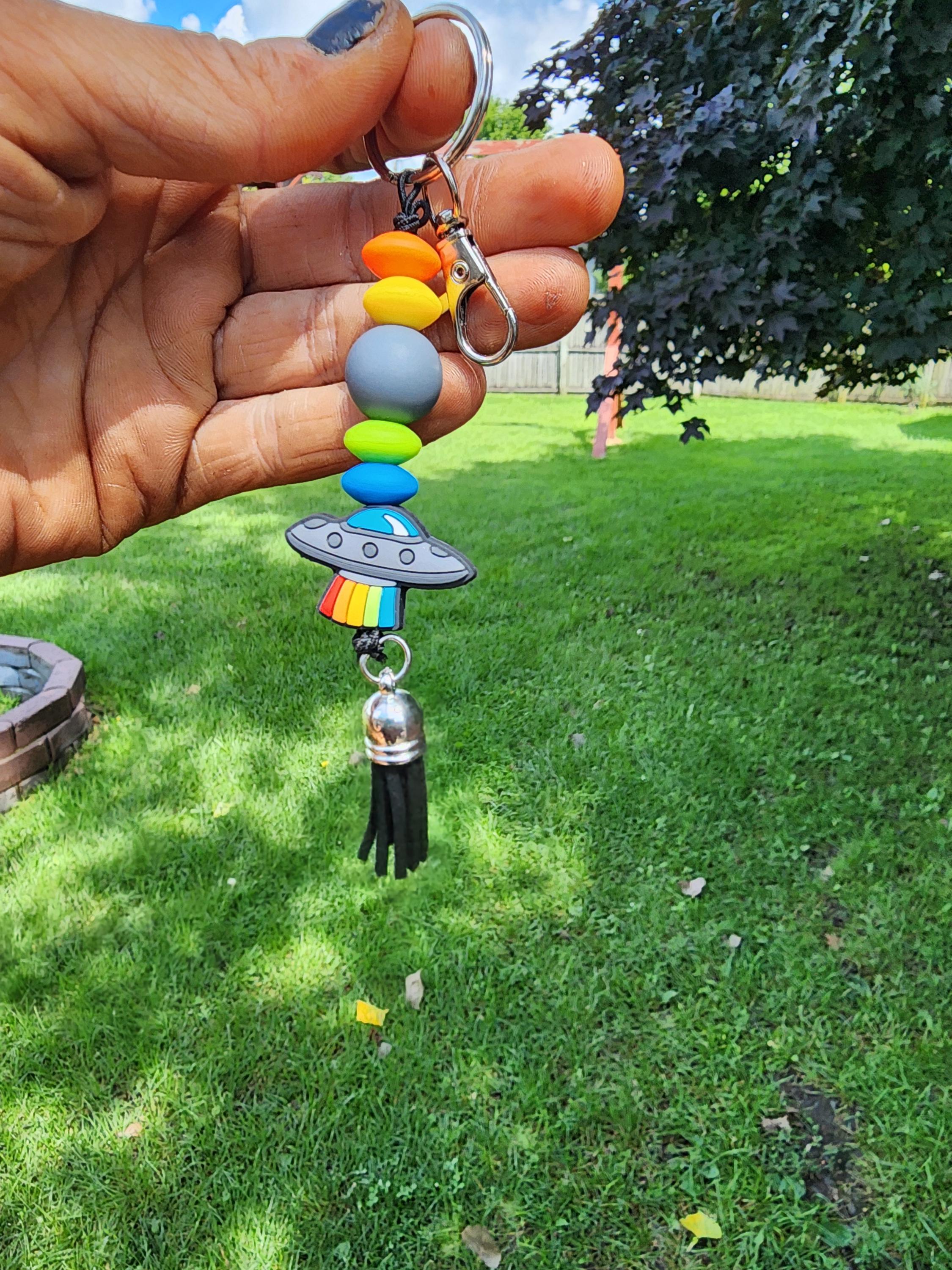 UFO Beaded Keychain: Funky Alien Bag Charm - Cosmic Gift
