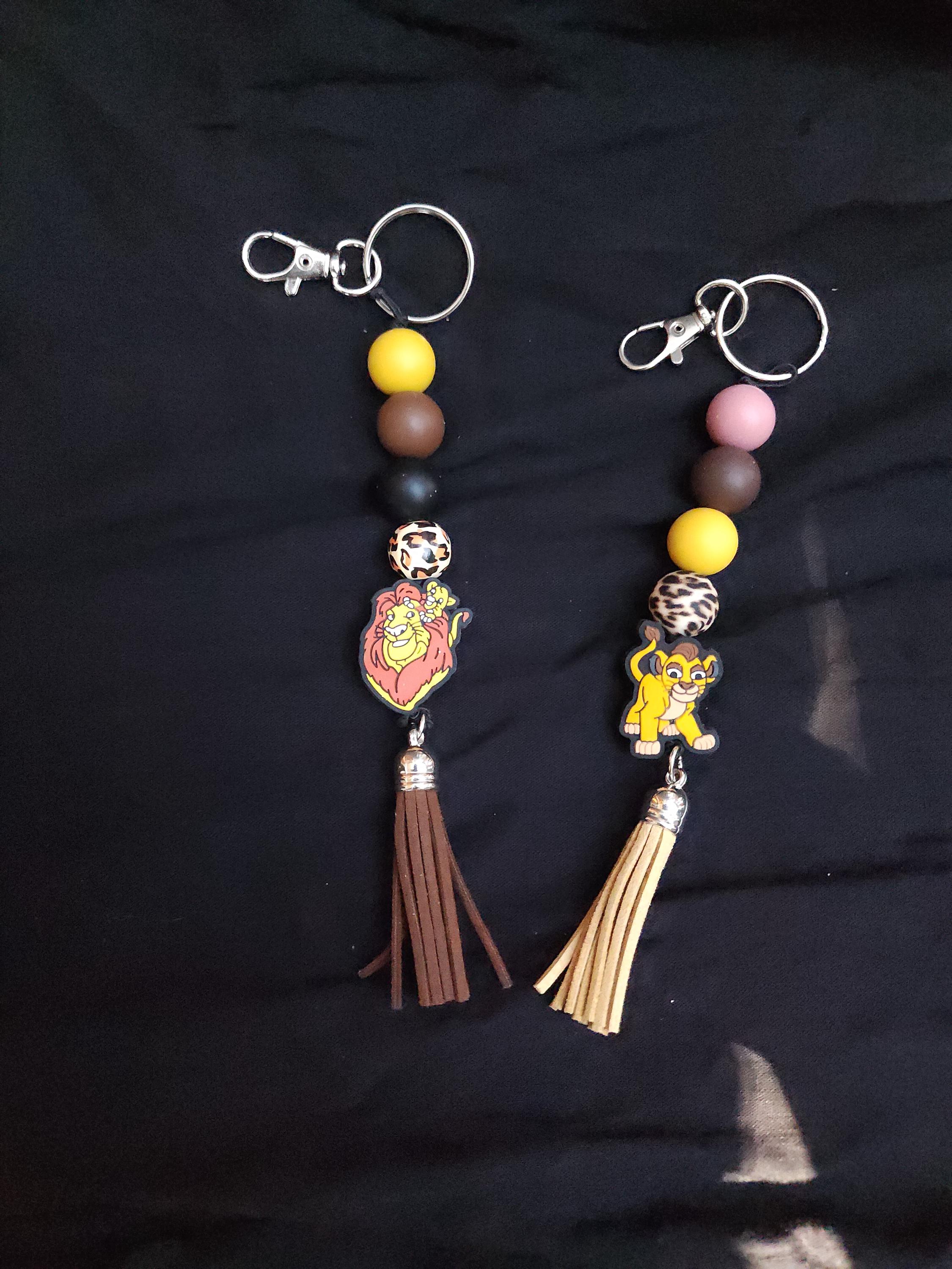 Lion King Beaded Keychain – Simba & Mufasa Inspired – Disney-Inspired Beaded Charm – Cute Gift for Fans, Backpack or Bag Accessory - Thumbnail 7