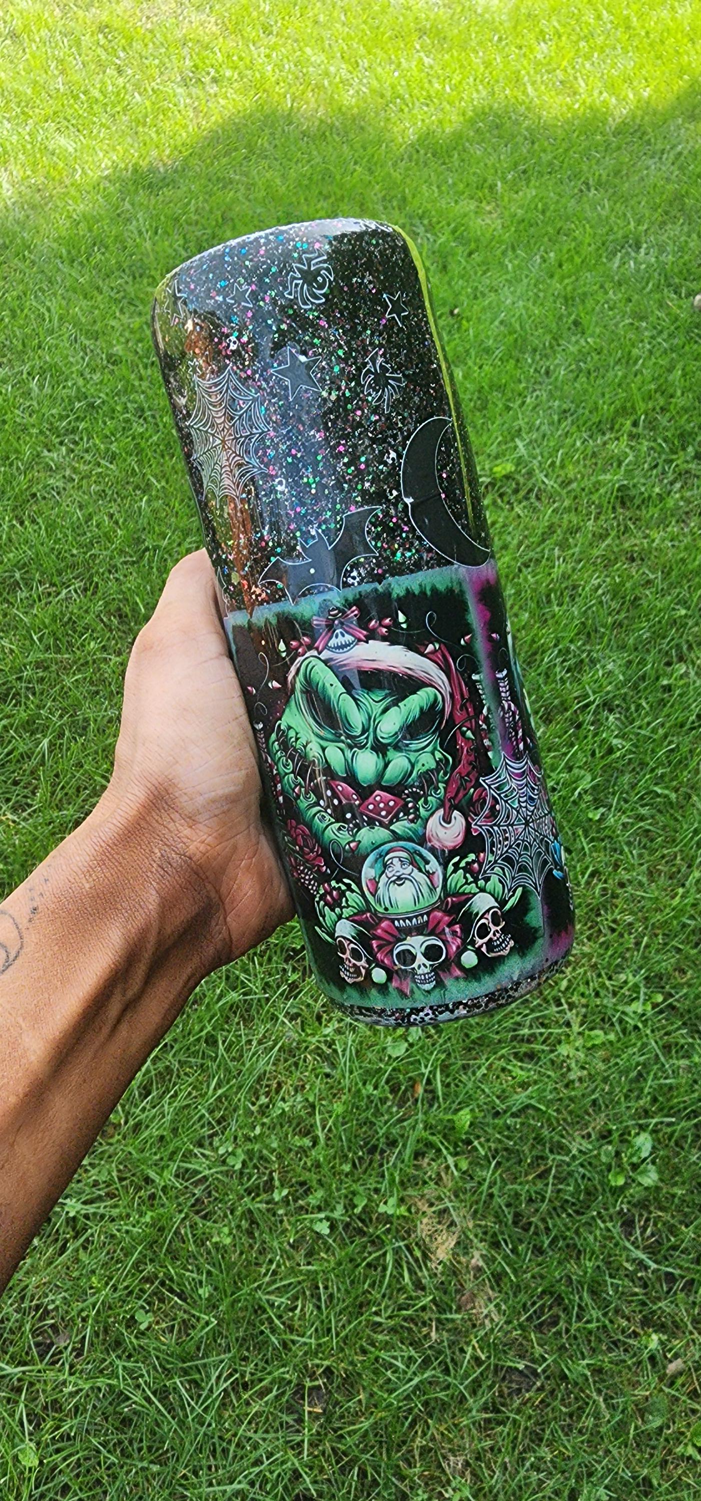 Nightmare Before Christmas Tumbler: Black Glitter Jack & Sally Epoxy Cup - Thumbnail 6