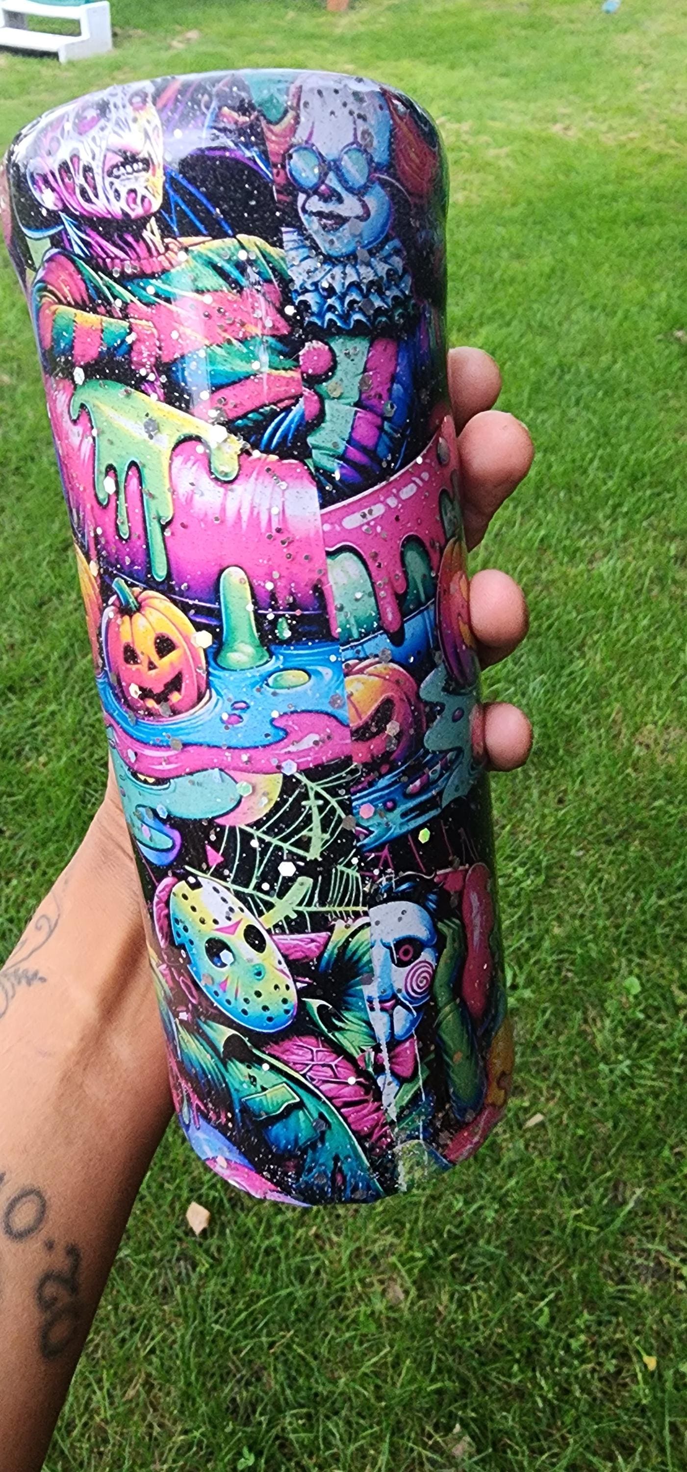 Neon Summerween Horror Epoxy Drip Tumbler – Spooky Glow-in-the-Dark Stainless Steel Cup, Creepy-Cute Movie-Inspired Drinkware - Thumbnail 7