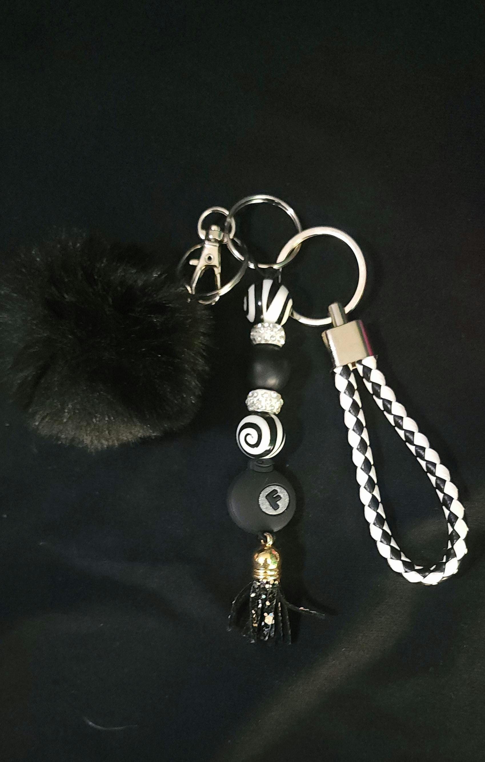 Pom Keychain With Braided Wristlet - Thumbnail 4