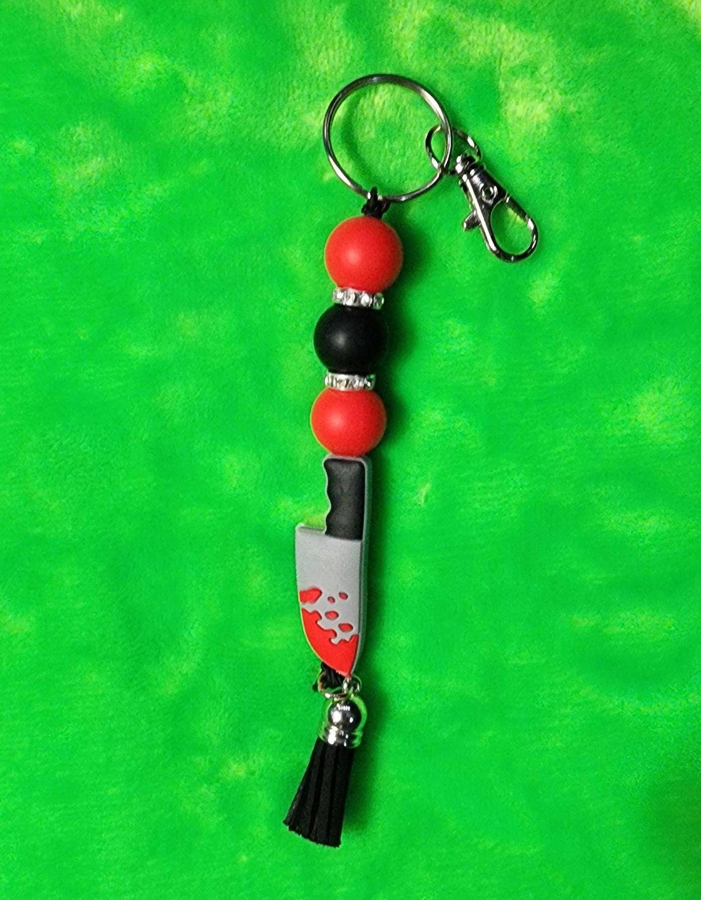 Horror Lovers Bloody Knife Keychain – Spooky Slasher Charm, Creepy Cute Accessory, Scary Movie Fans, Halloween Keychain - Thumbnail 5