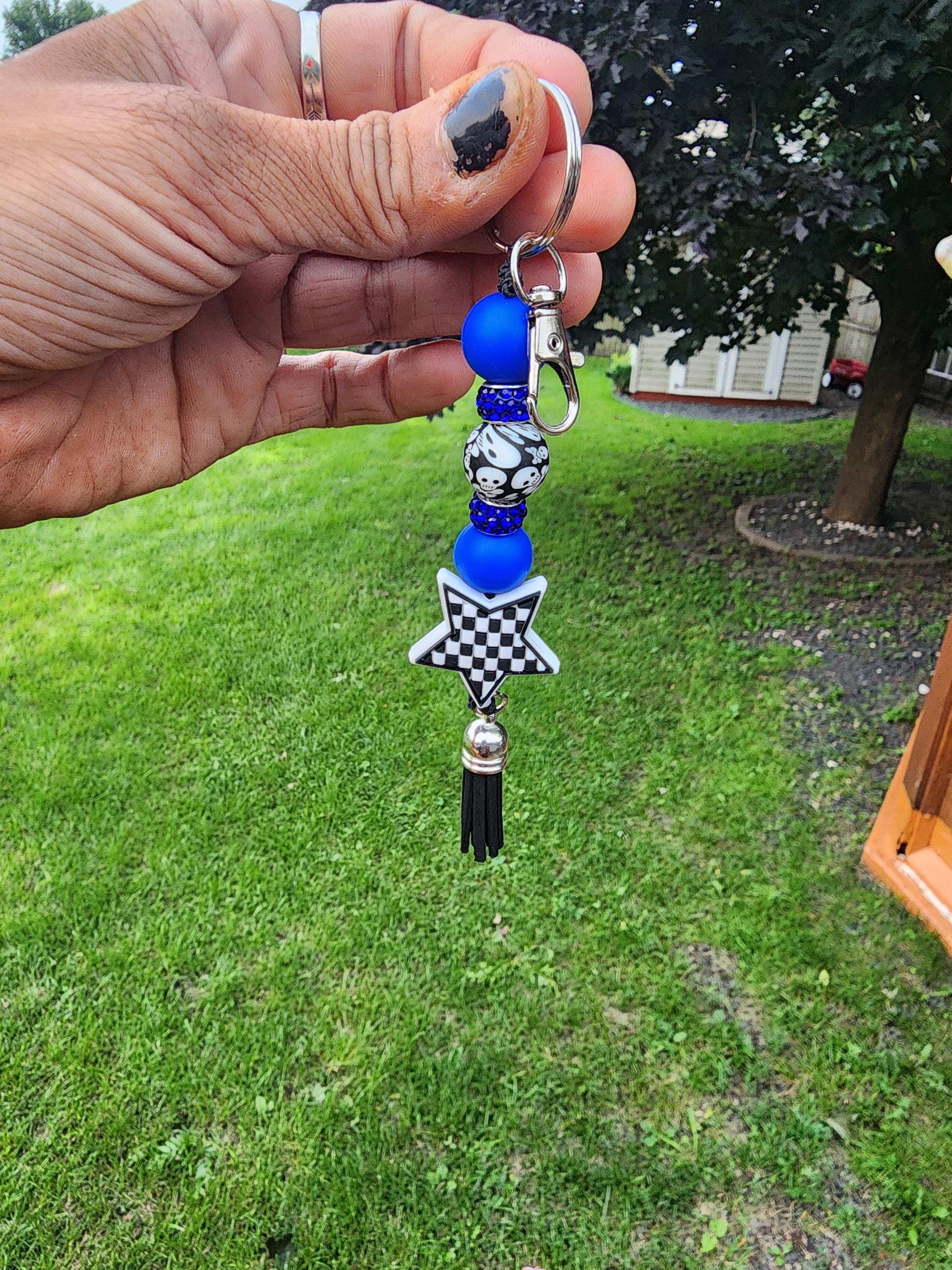 Checkered Star Keychain: Y2K Retro Charm with Colorful Accent Bead - Thumbnail 5