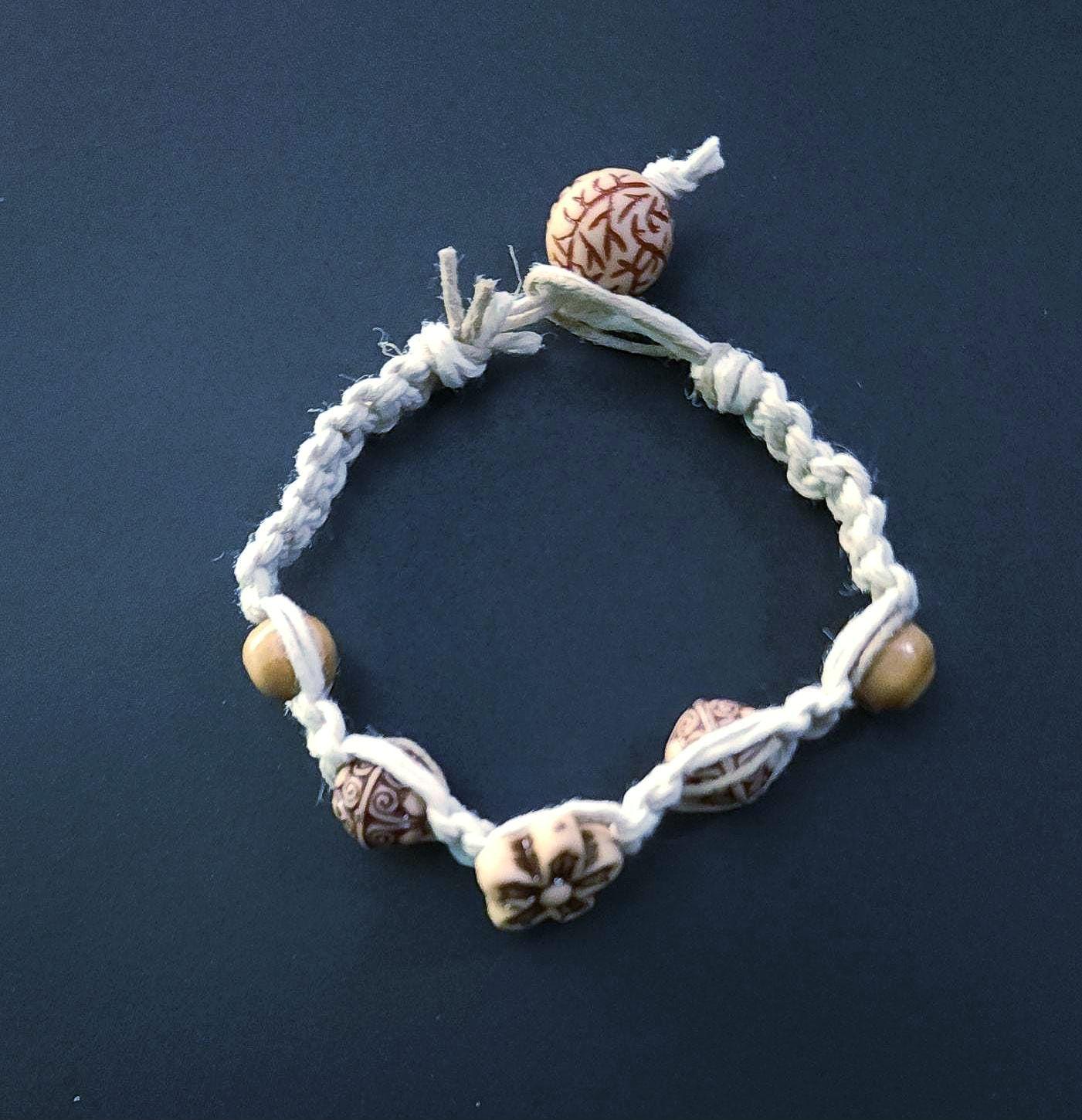 Handmade Hemp Bracelet with Wood & Acrylic Beads - Thumbnail 2