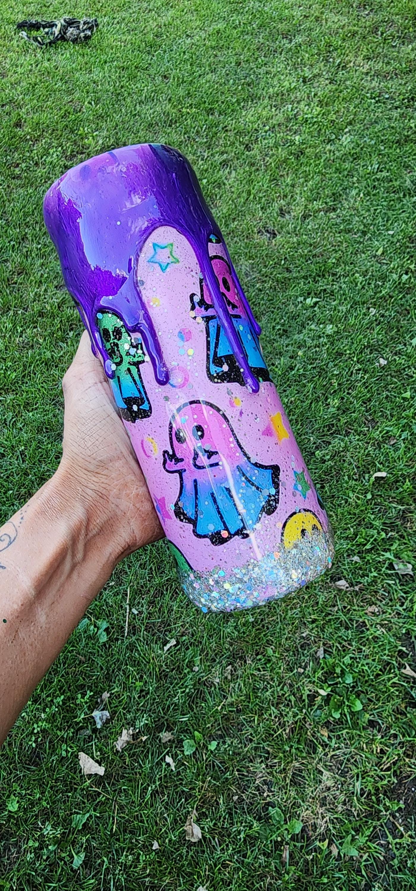 Zero Boos Given Tumbler: Sassy Rainbow Ghost Middle Finger - Spooky Drinkware - Image 1
