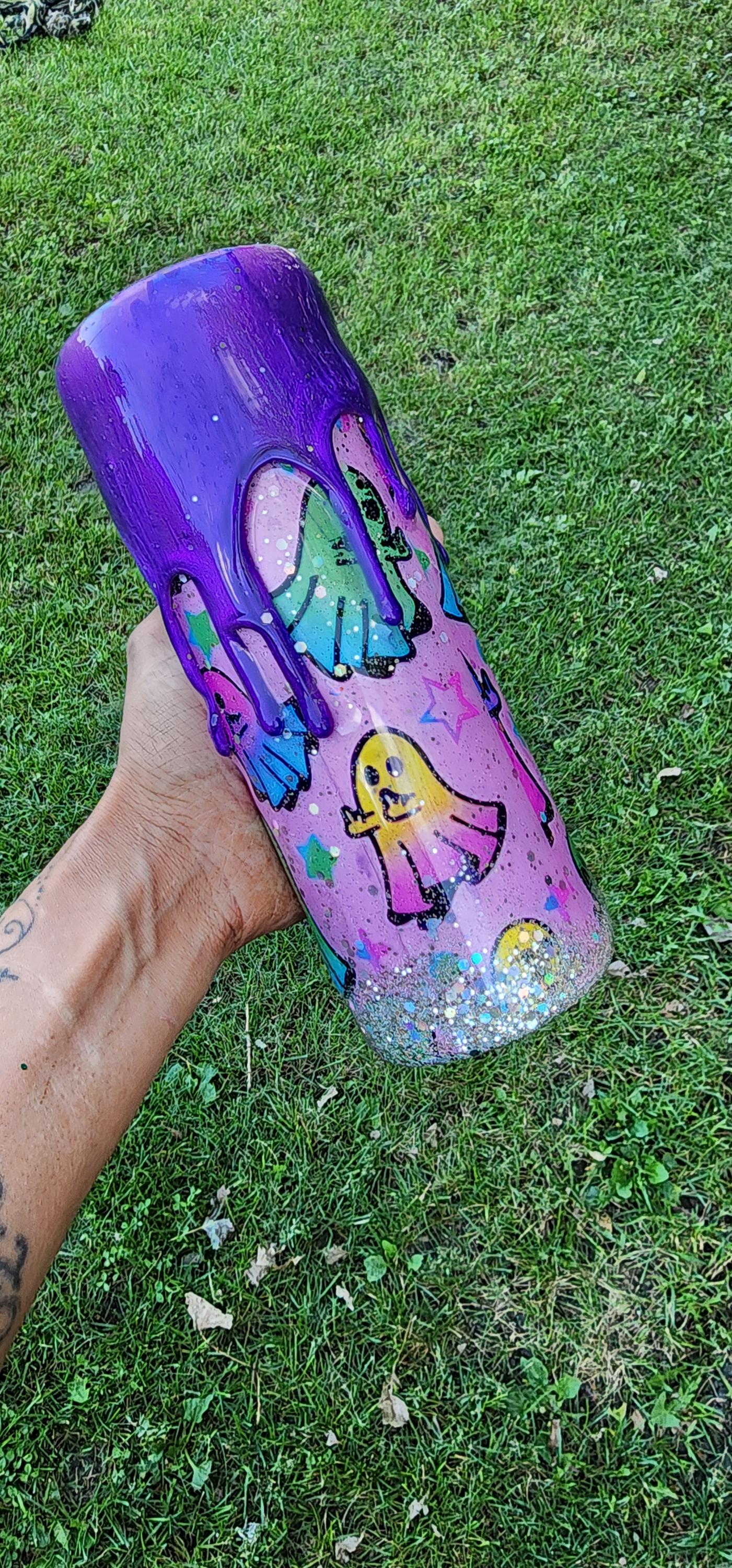 Zero Boos Given Tumbler: Sassy Rainbow Ghost Middle Finger - Spooky Drinkware - Thumbnail 6