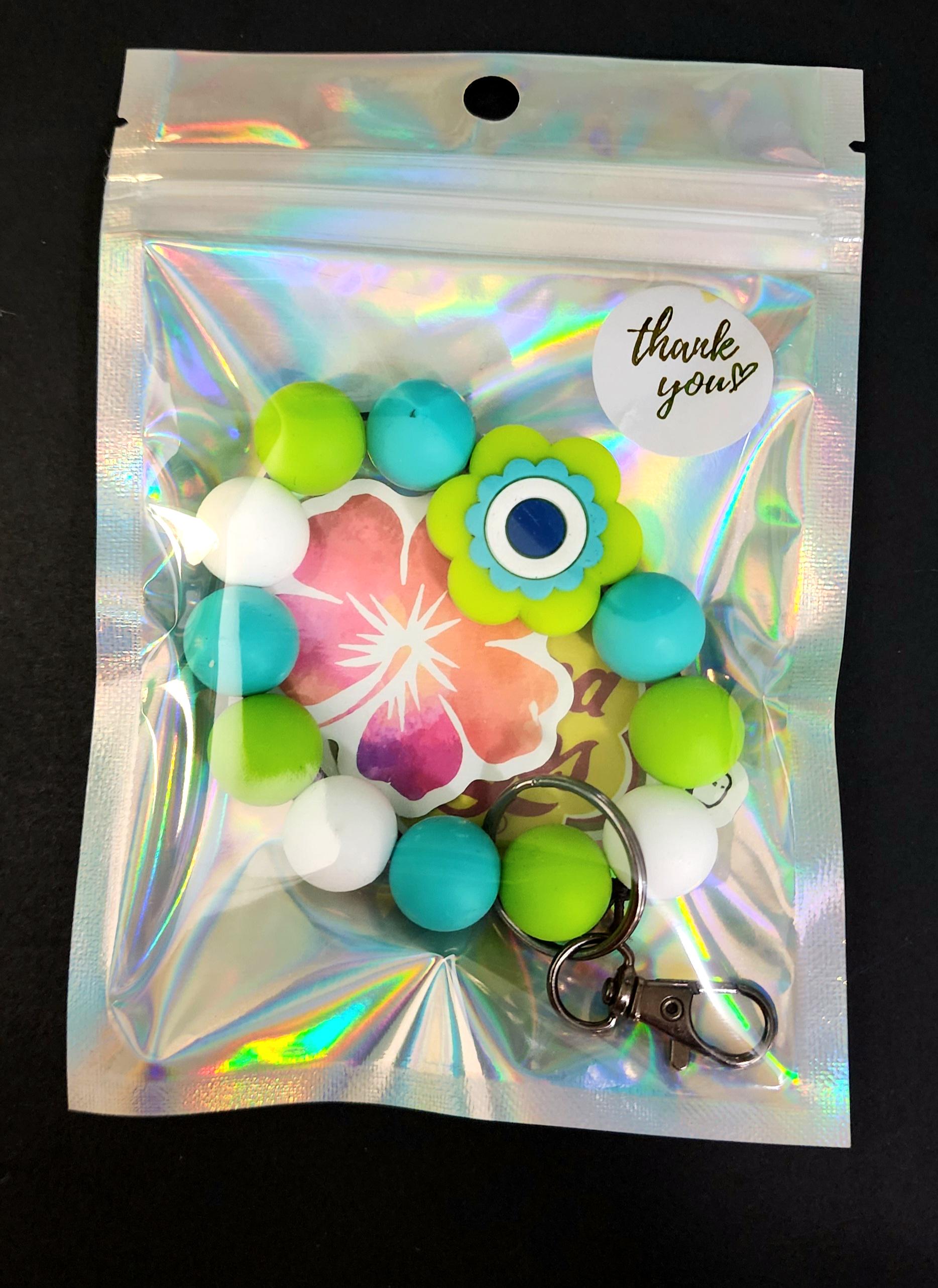 Handmade Green Flower Beaded Keychain - Thumbnail 2