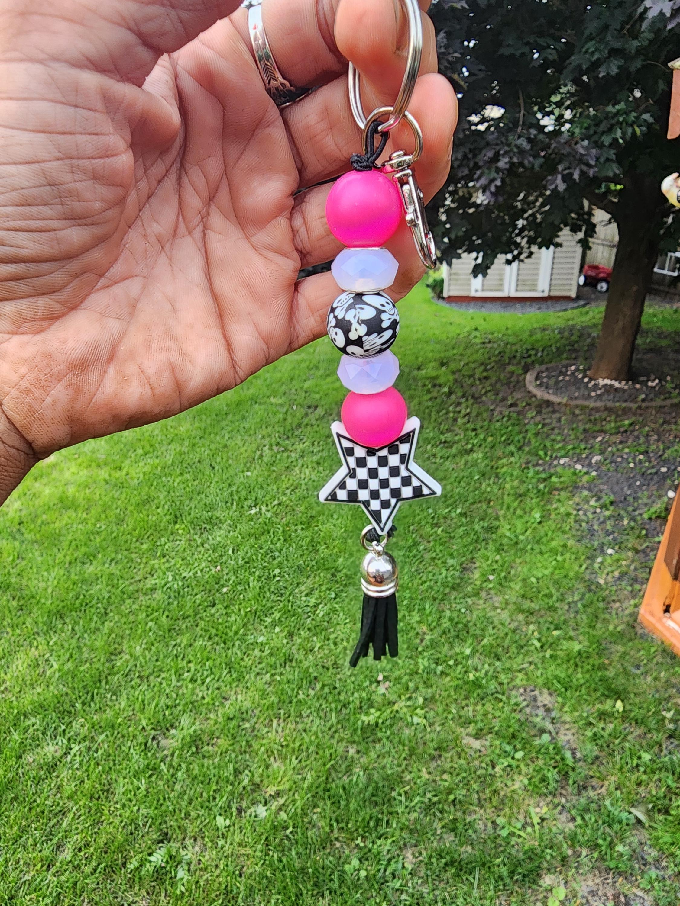 Checkered Star Keychain: Y2K Retro Charm with Colorful Accent Bead - Thumbnail 6