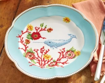 Plato de postre Anthropologie Lou Rota Mother Nature Narwhal / 24 cm / Nuevo