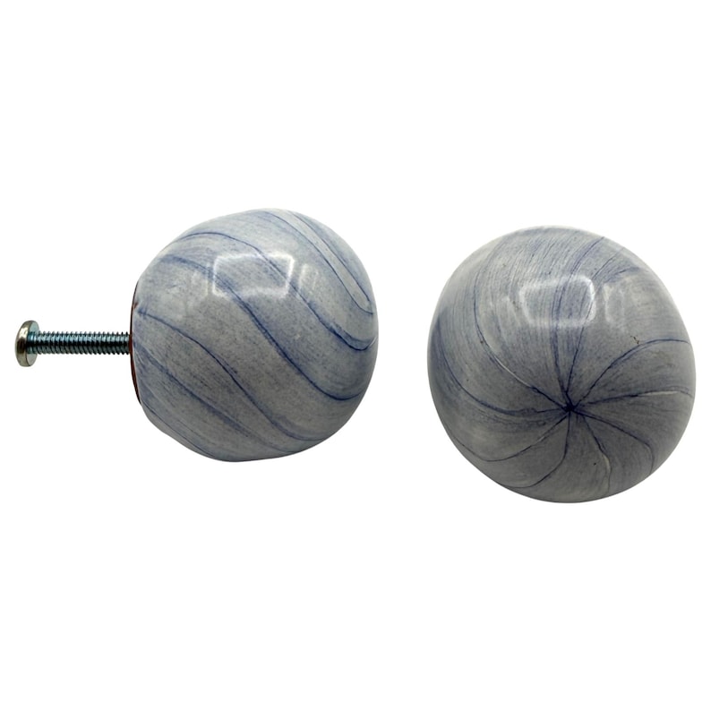 Juego de 2 tiradores Mackenzie Childs + herrajes / Remolino azul claro / Pomos para cajones / Armarios imagen 7