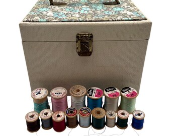 Vintage Square Sewing Box + 15 Wooden Spools | Floral | Top Handle | Carrying Case | MCM | 7.25" H x 9" L