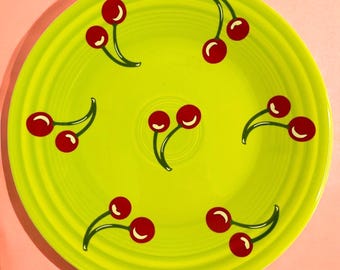 Fiesta HLCCA Vilda körsbär på citrongräs Tallrik 23 cm Exklusiv Fiestaware Whimsy