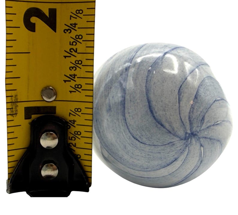 Juego de 2 tiradores Mackenzie Childs + herrajes / Remolino azul claro / Pomos para cajones / Armarios imagen 2