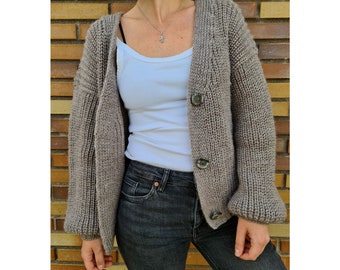 Cropped Knit Wool Cardigan - Buttoned Chunky Sweater