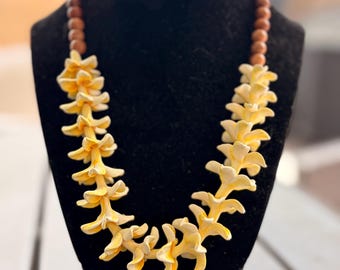 Yellow plumeria with iliahi - choker