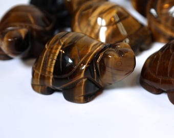 Tijgeroog-kristallen schildpadsnijwerk: goudbruin kwarts, 1,9 inch