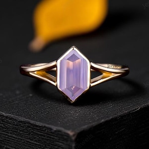 Bezel Setting Lavender Amethyst Ring, 14k Solid Yellow Gold Solitaire Ring, Hexagon Cut Amethyst Engagement Ring, February Birthstone Gifts