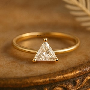 Triangle Cut Dainty Diamond Ring, Unique Geometric Ring Solitaire Moissanite Engagement Ring Trillion Cut Diamond Ring for Her Proposal Gift