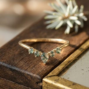 Fede nuziale curva in agata muschiata, anello a chevron a forma di pera, ispirato alla natura, a forma di V, impilabile, coordinato, oro rosa, gioiello delicato, regalo per lei