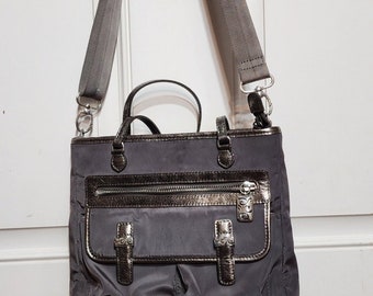 Bolso bandolera Brighton Silver Ritz con tapa abatible