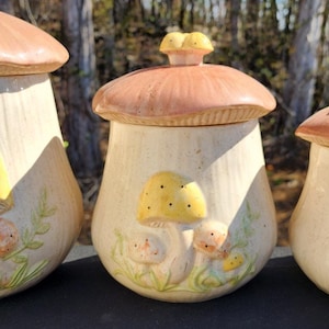 Arnels Vintage Mushroom Canister Set of 3
