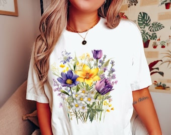 Wildflower Tshirt, Wild Flowers Shirt, Floral Tshirt, Flower Shirt, Gift for Women, Ladies Shirts, Best Friend Gift, Cottagecore Tshirt