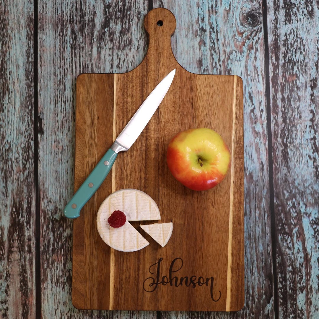 Personalized Acacia Wood Cutting Board: Engraved Charcuterie Board - Etsy