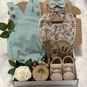 Baby gift box, baby gift set, baby gift basket, Baby Gift Box, newborn gift set, new baby gift set, Curated Baby Gift, summer baby gift