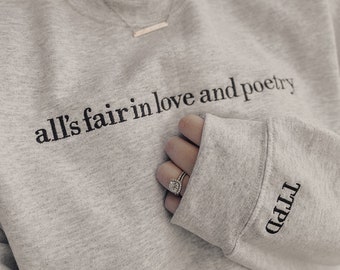 Gestickte Poesie Rundhalsausschnitt | TTPD Rundhalsausschnitt | TTPD Inspo Sweatshirt | Alles ist fair Sweatshirt | TTPD Sweatshirt | Geschenk für Sie | Gequälte Dichter