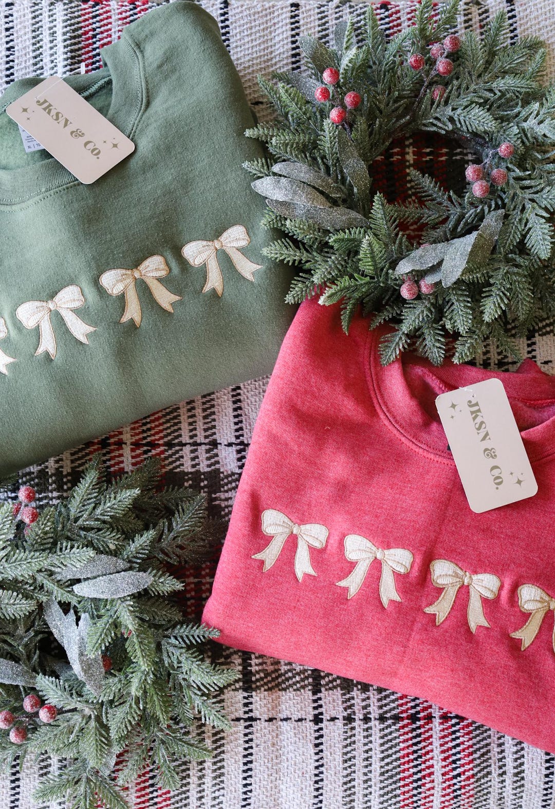 Christmas Bow Contrast Color Locked Edge Long Sleeve Knitted Sweater main image 1