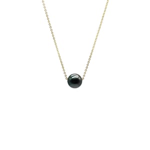 Delicata collana con perle nere di Tahiti / Placcata in oro o argento sterling / Regalo per lei