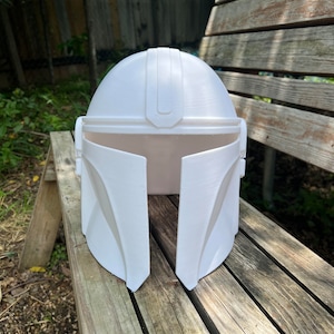 Cosplay 3d printed Mando Helmet