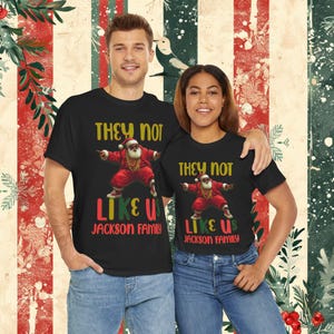 Camiseta familiar navideña de Papá Noel negra: camiseta navideña personalizada imagen 4