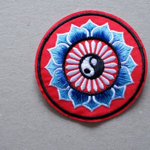 Mandala Embroidered Iron-on Patch Trippy Colourful Meditation Yin Yang Patches Gift For Yoga Lover or Hippie Friend Fabric Badge for Jacket