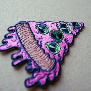 Pizza Al Alien Iron-on Patch Trippy UFO Jacket Patches Retro Embroidered Sewon Sci Fi Badge Space Nerd Gift for Video Game Lover Cool
