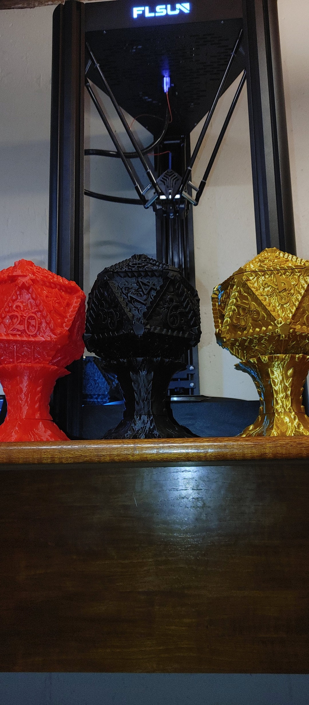 Magical D20 Popcorn Bowl Lid W/stand new Special Edition